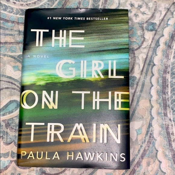 The Girl on the Train novel - Picture 1 of 3